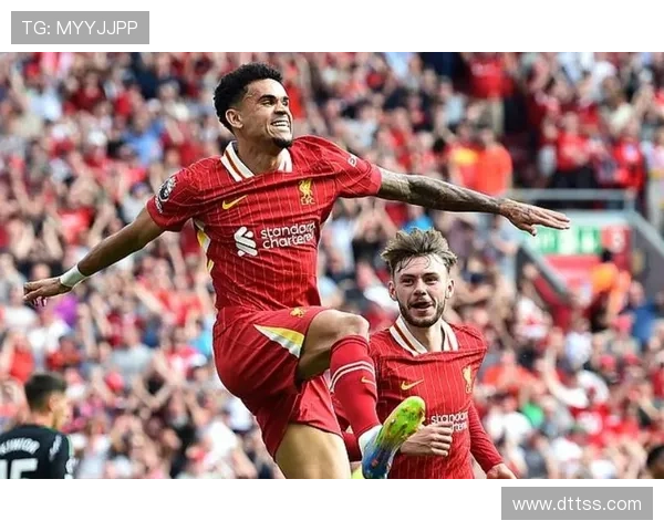 迪亚斯俱乐部与国家队表现差异